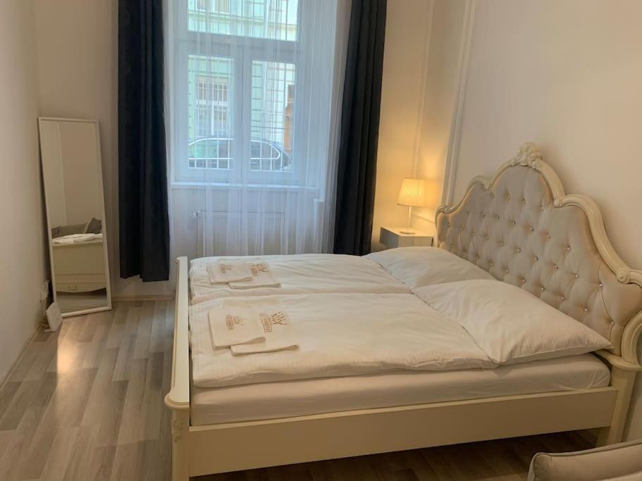 Helen Homestay Vysehrad 프라하 외부 사진