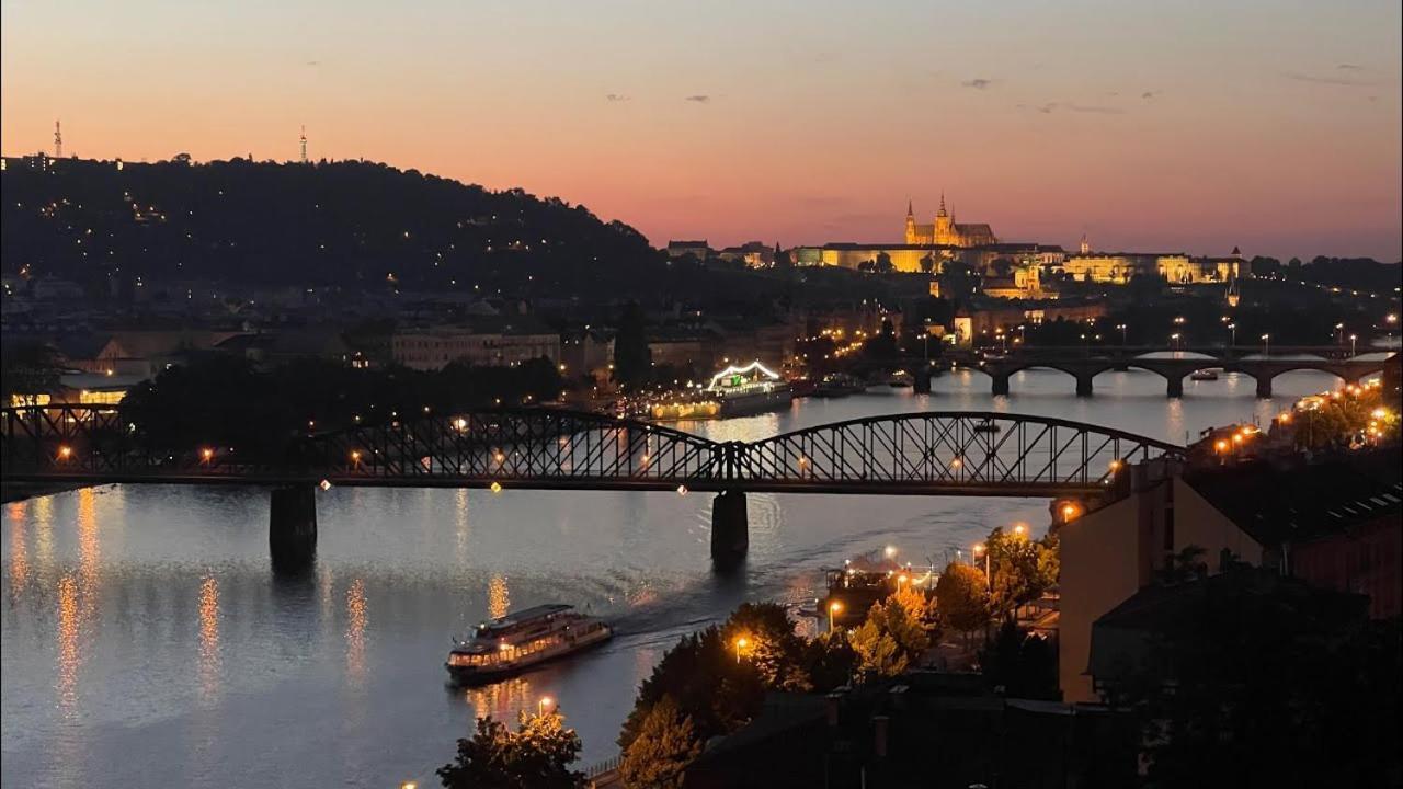 Helen Homestay Vysehrad 프라하 외부 사진